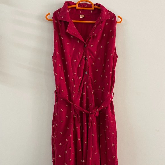 M Dresses & Skirts - Dress